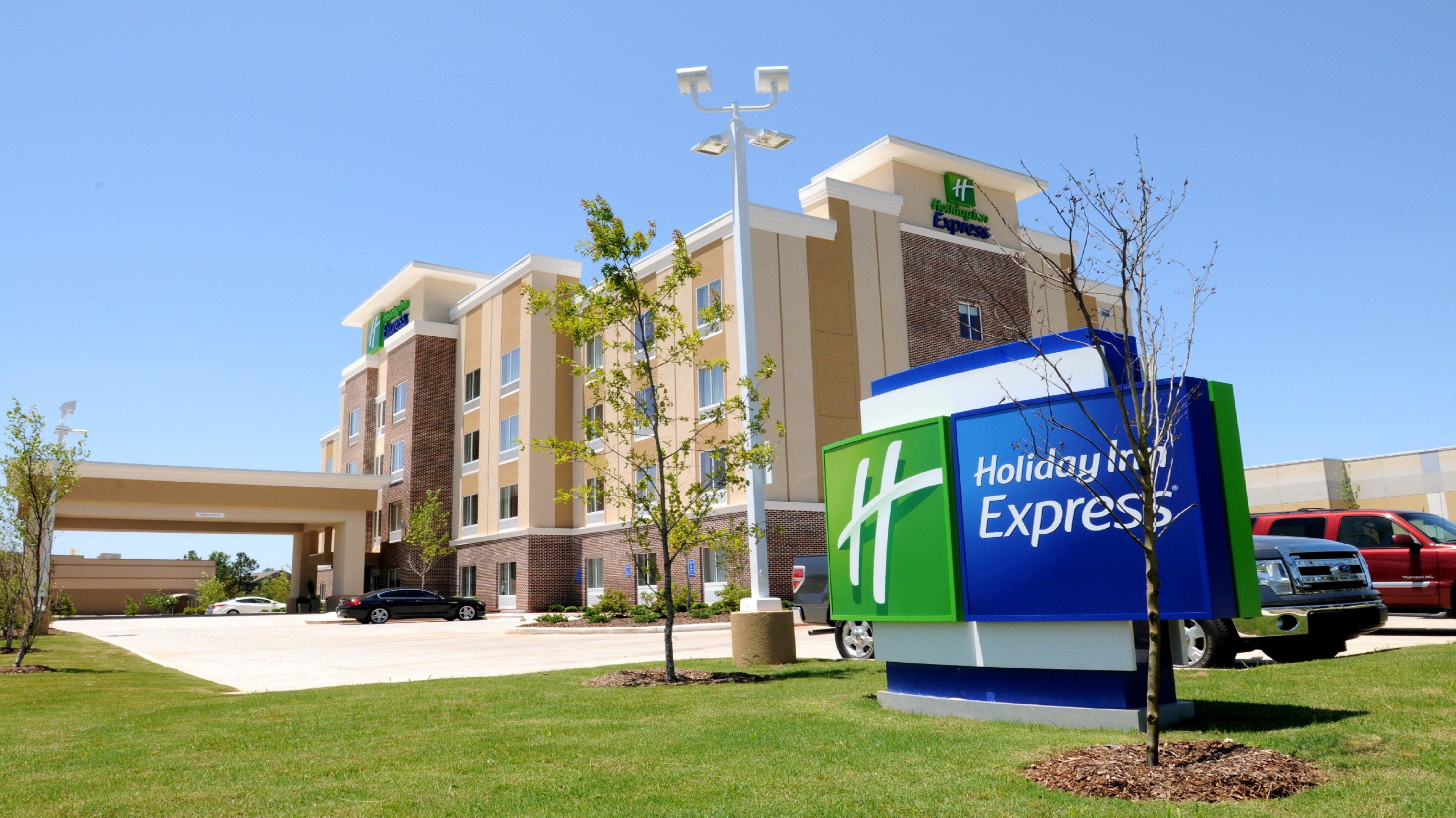 Holiday Inn Express Covington-Madisonville By Ihg Buitenkant foto