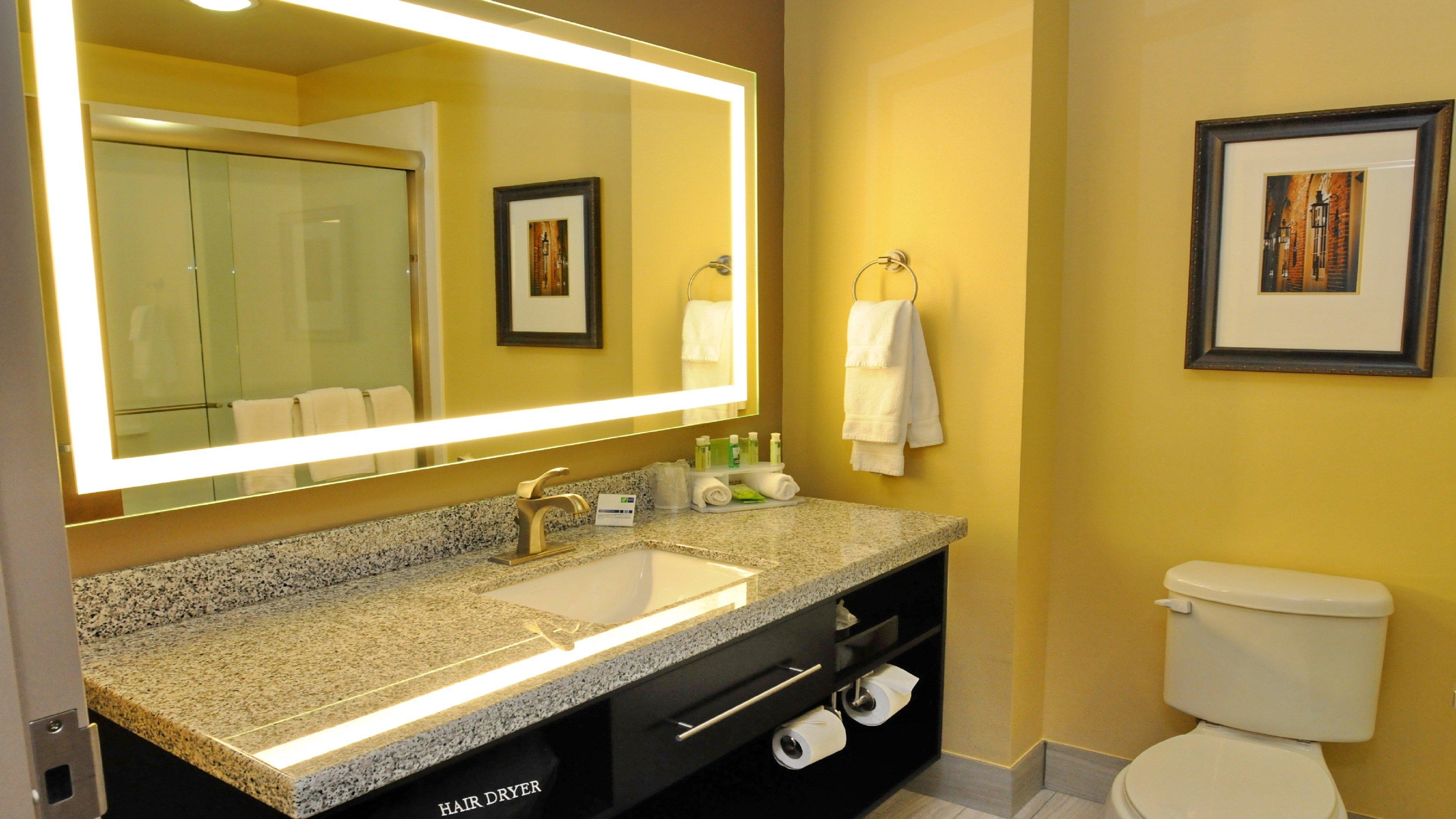 Holiday Inn Express Covington-Madisonville By Ihg Buitenkant foto