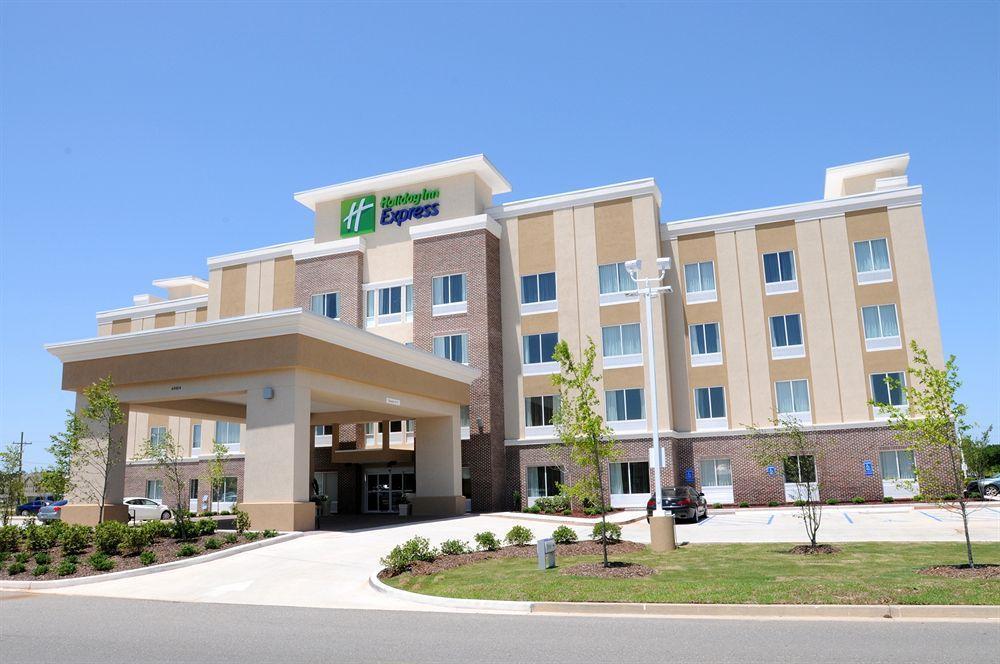 Holiday Inn Express Covington-Madisonville By Ihg Buitenkant foto